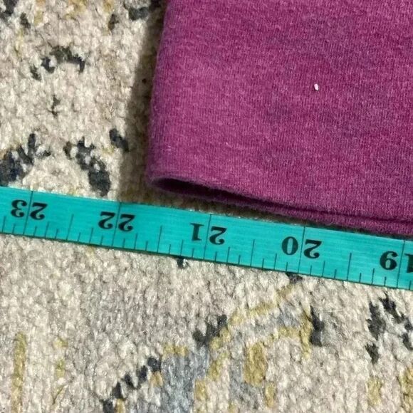 L.L. Bean crew neck size large regular - Picture 6 of 6